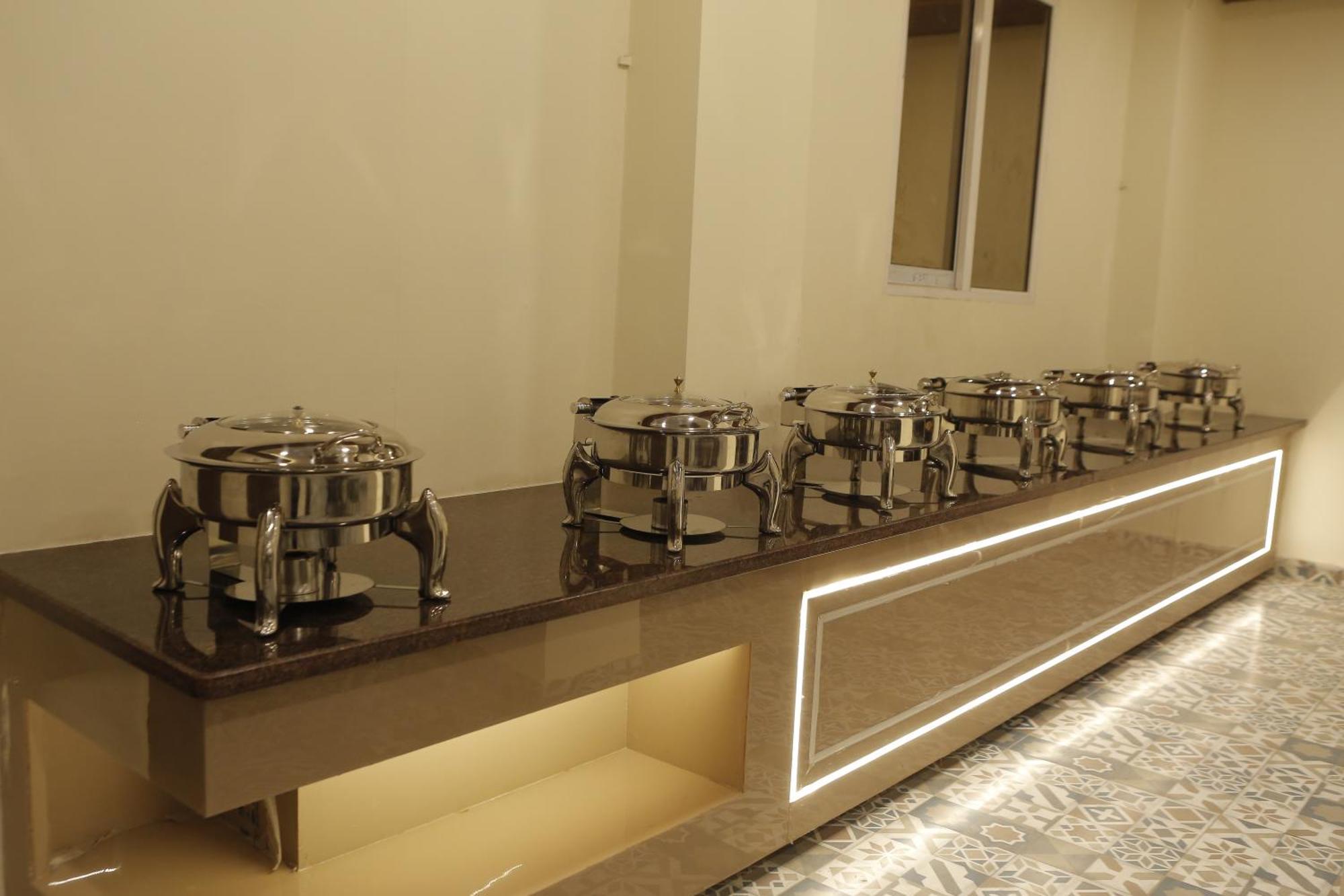 The Blue Vista Hotell Greater Noida Eksteriør bilde
